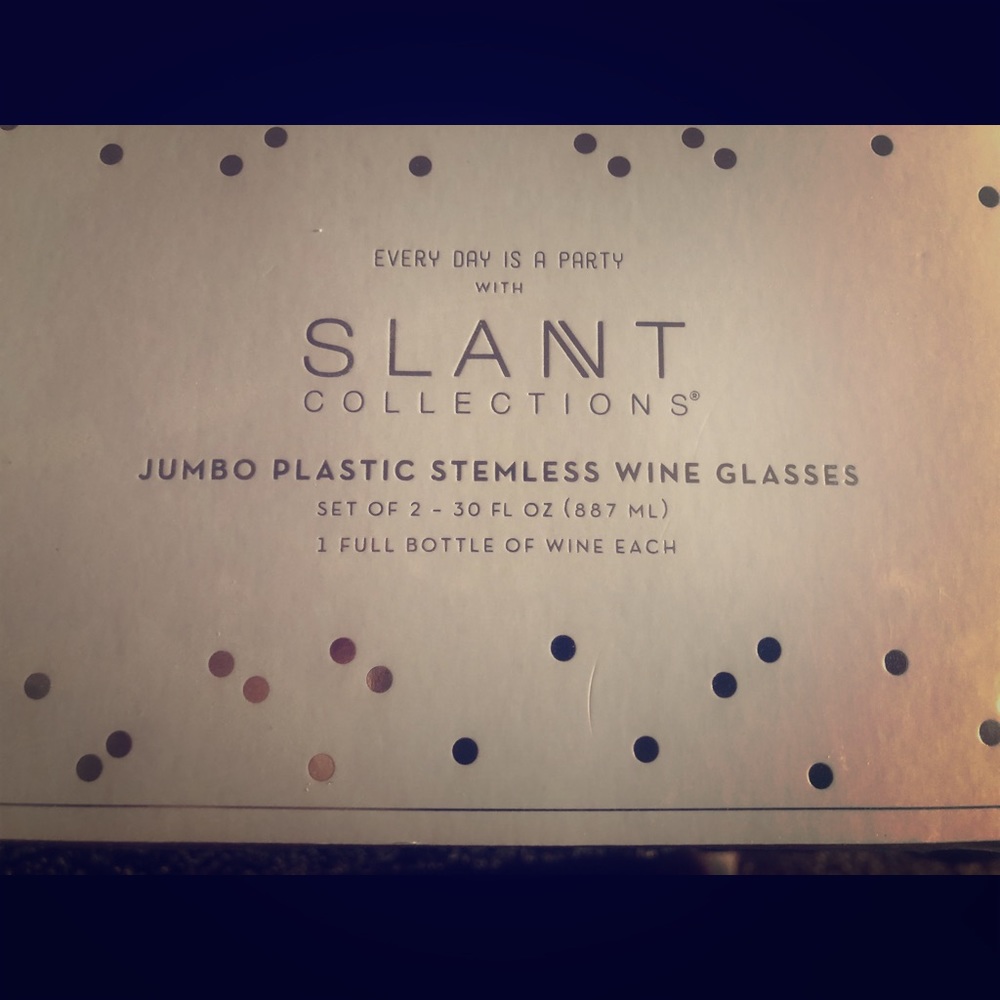 Jumbo Plastic Stemless Wine Glasses 🍷